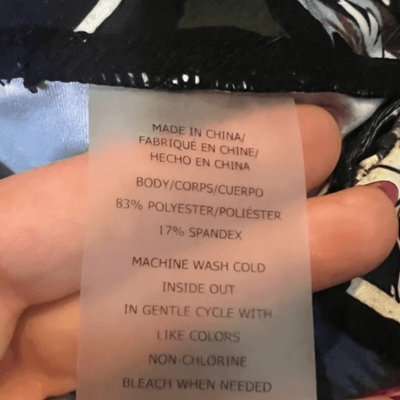 Betsey Johnson Performance Floral Leggings Women’s Size XS Yoga Athletic Sporty - Picture 5 of 6